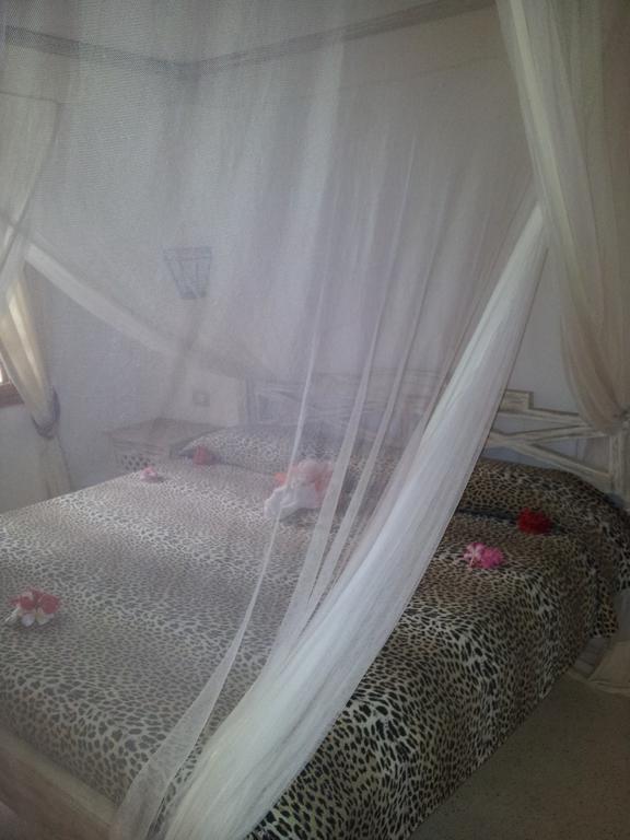 Mambrui Kola Beach Resort חדר תמונה